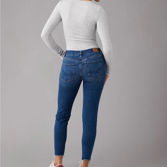 NWOT AE Next Level Curvy High-Waisted Jegging Crop size 00 - Picture 2 of 11